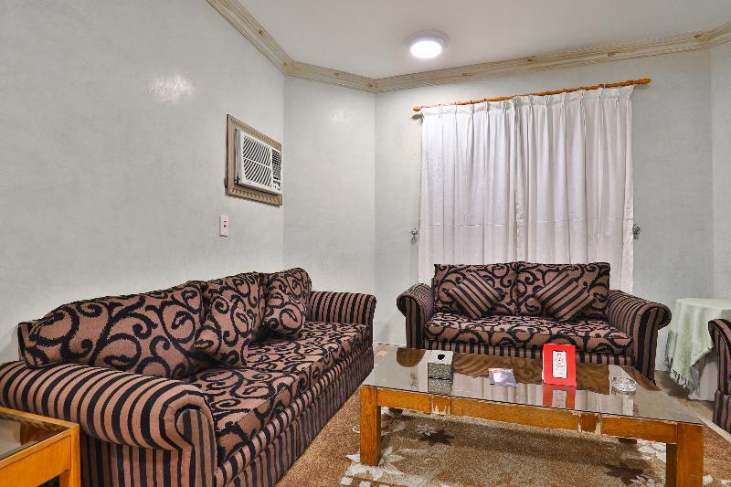 Отель Oyo 350 Dar Almadinah Джедда Экстерьер фото